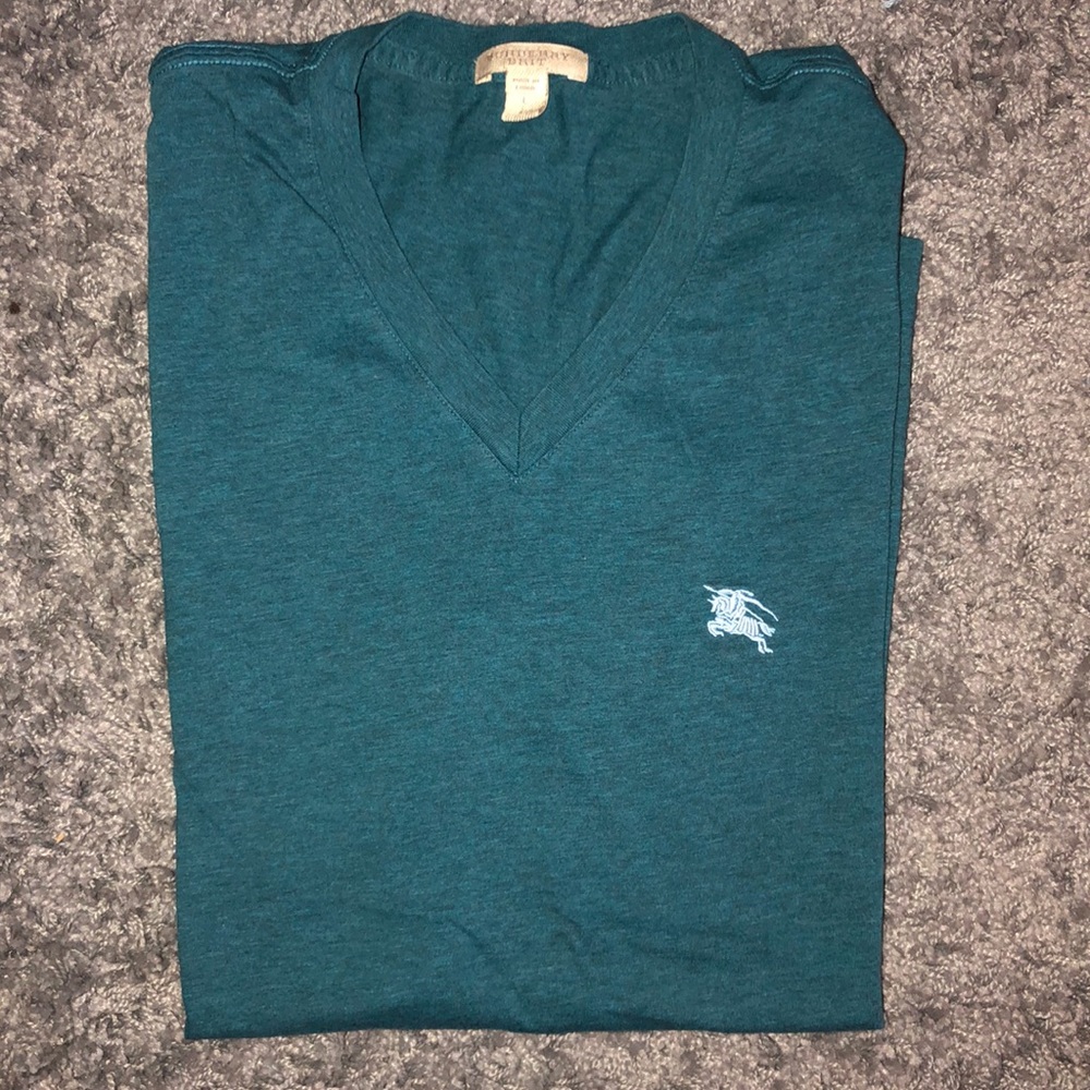 Burberry V neck t-shirt
